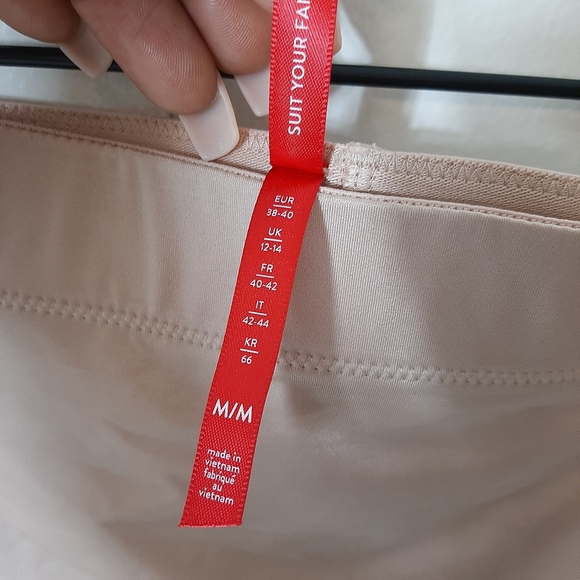 Spanx suit your fancy high waisted thong - Picture 4 of 8